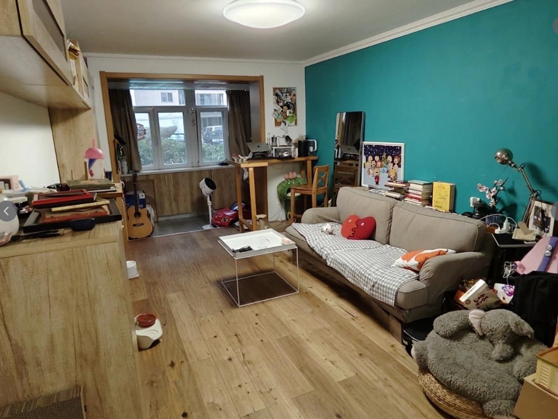 Dongzhimen, 2 bedroom, North-South facing, 64㎡
