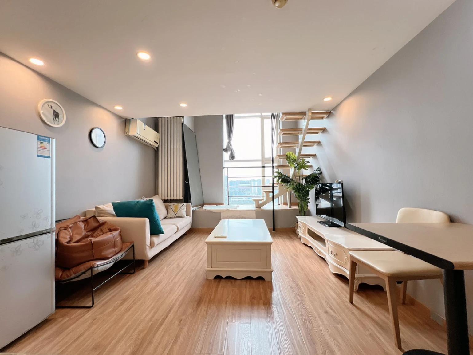 Qingnianlu, Xiaoyue Center, loft, Well-decorated