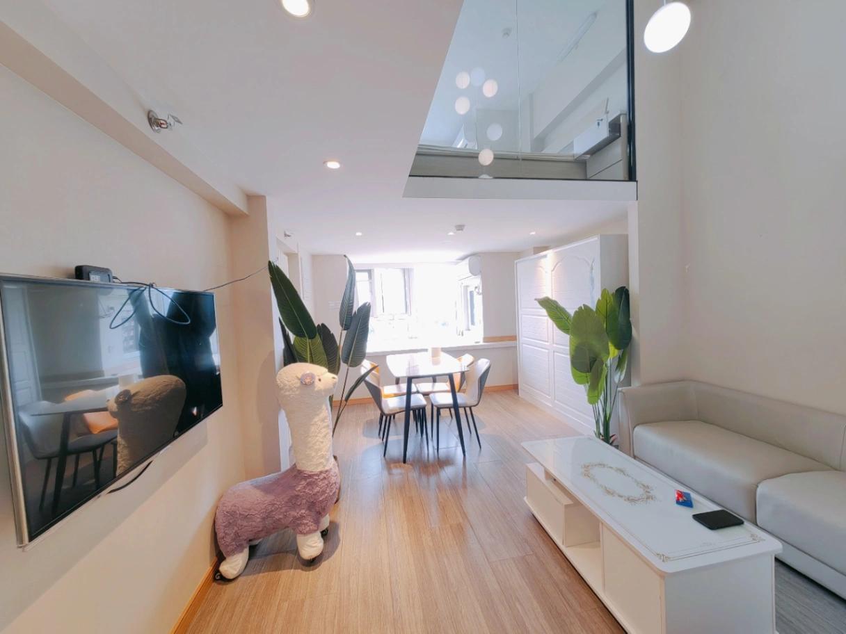 Changyang, Zhong Central City, 1bd,  loft