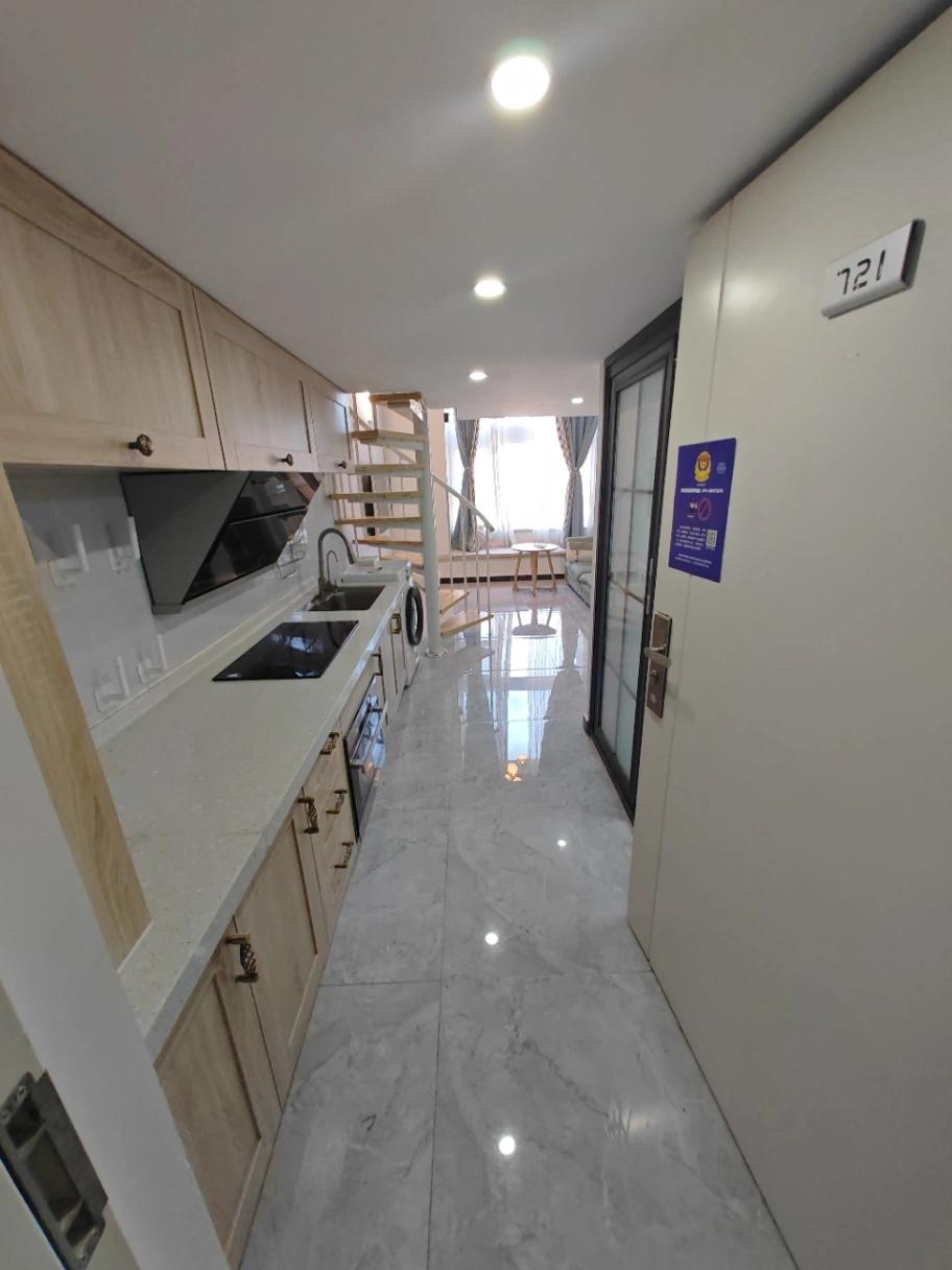 Nanfaxin, Xuhui 26, 2bd,  loft, Well-decorated