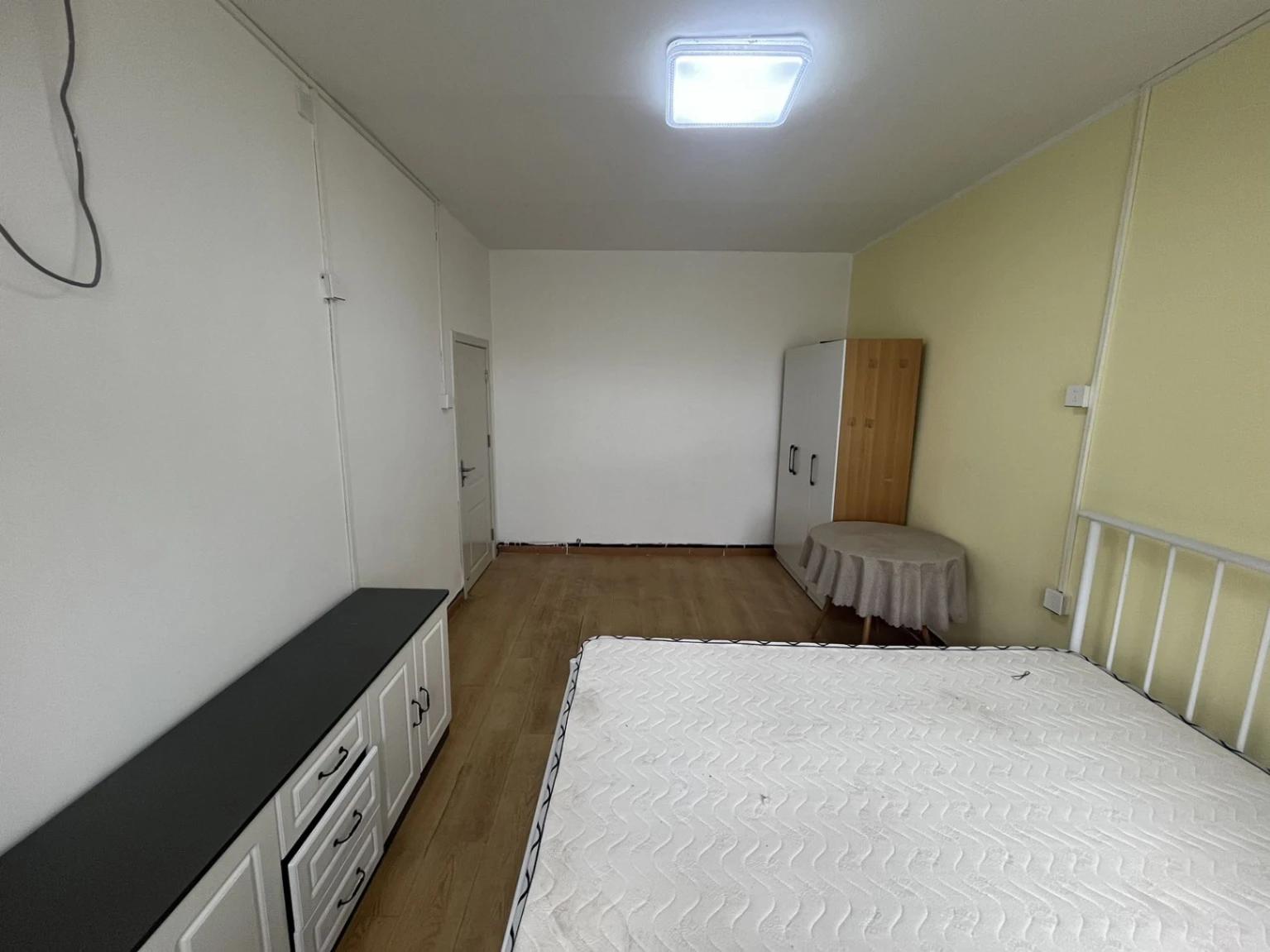Shuangjing, Jingsong District 1, 1 Bdr, Finely Decorated, South-facing