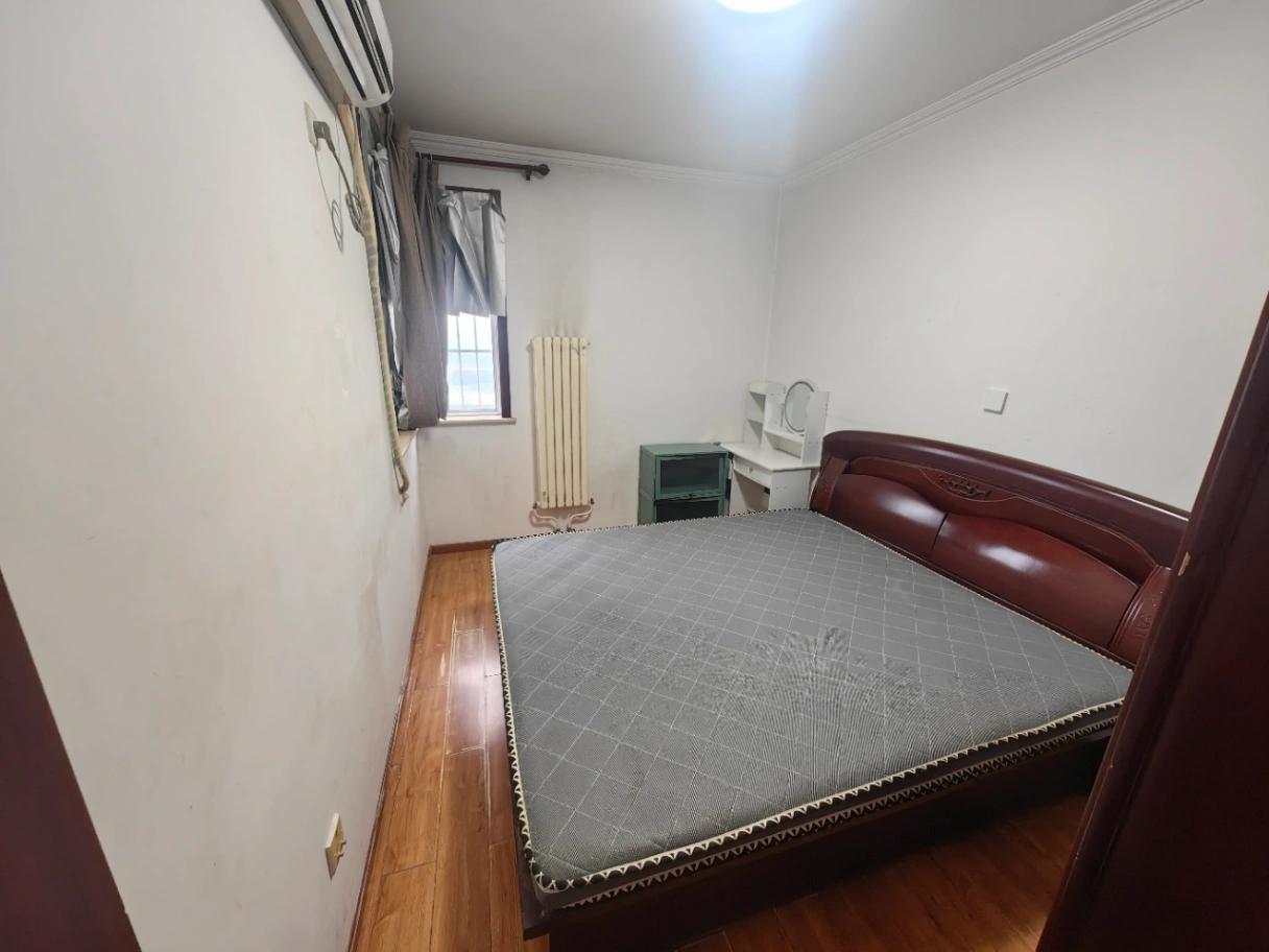 Cuicheng Xinyuan 416-2811, south-facing one-bedroom, easy to view, price 4400