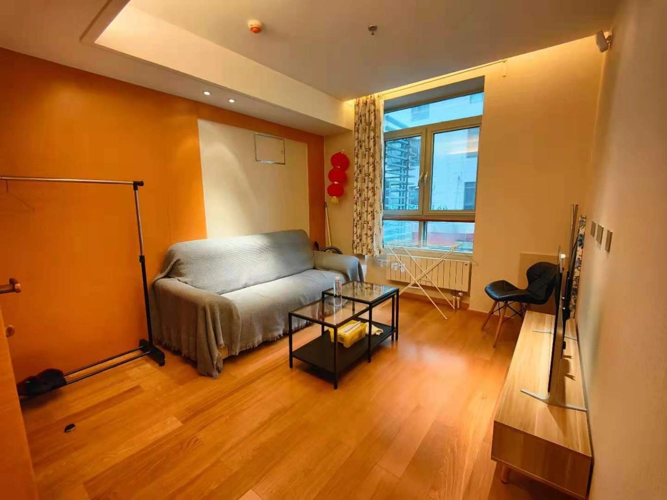 Sanlitun, Shoukai Bojunw, 1bd, Fully-Furnished