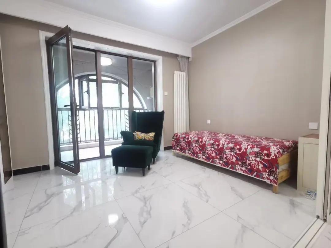 Chaoyang Park, Chaoyang Park No. 9,  Airy&Spacious