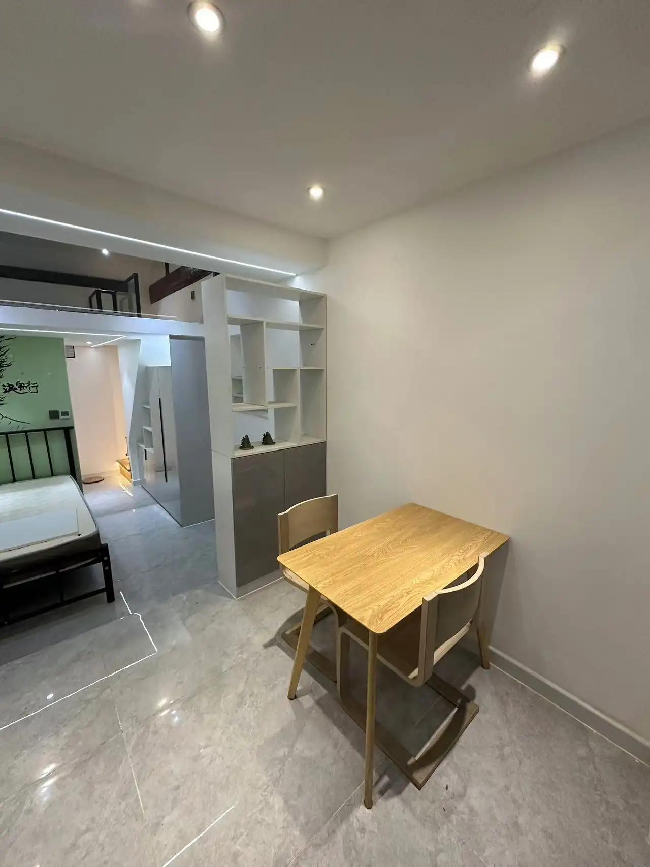 Financial Street, Lamb Alley,  loft,  Fully-Furnished