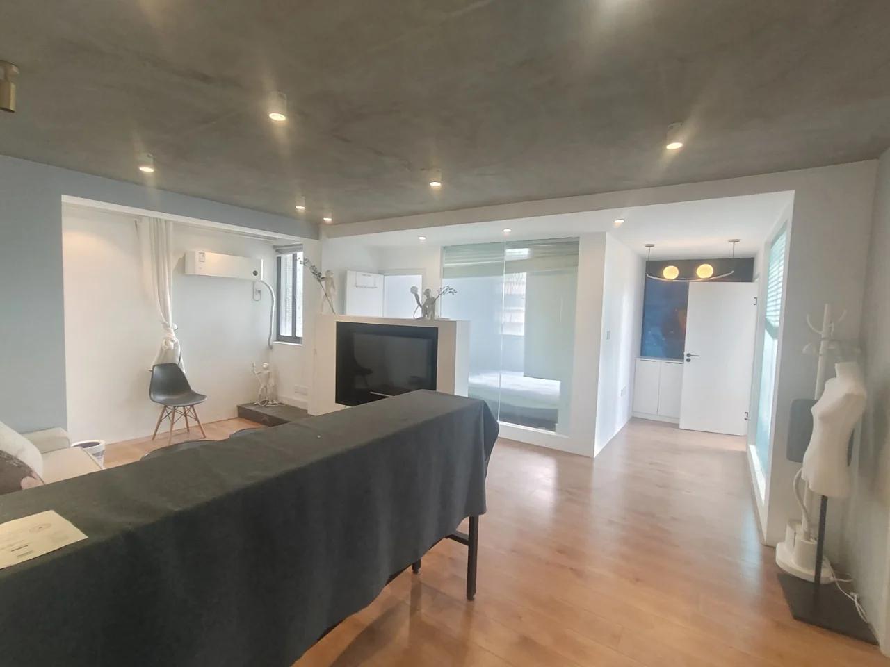 Zhongshan Park, Nantian Building, 2brs,  Fully-Furnished