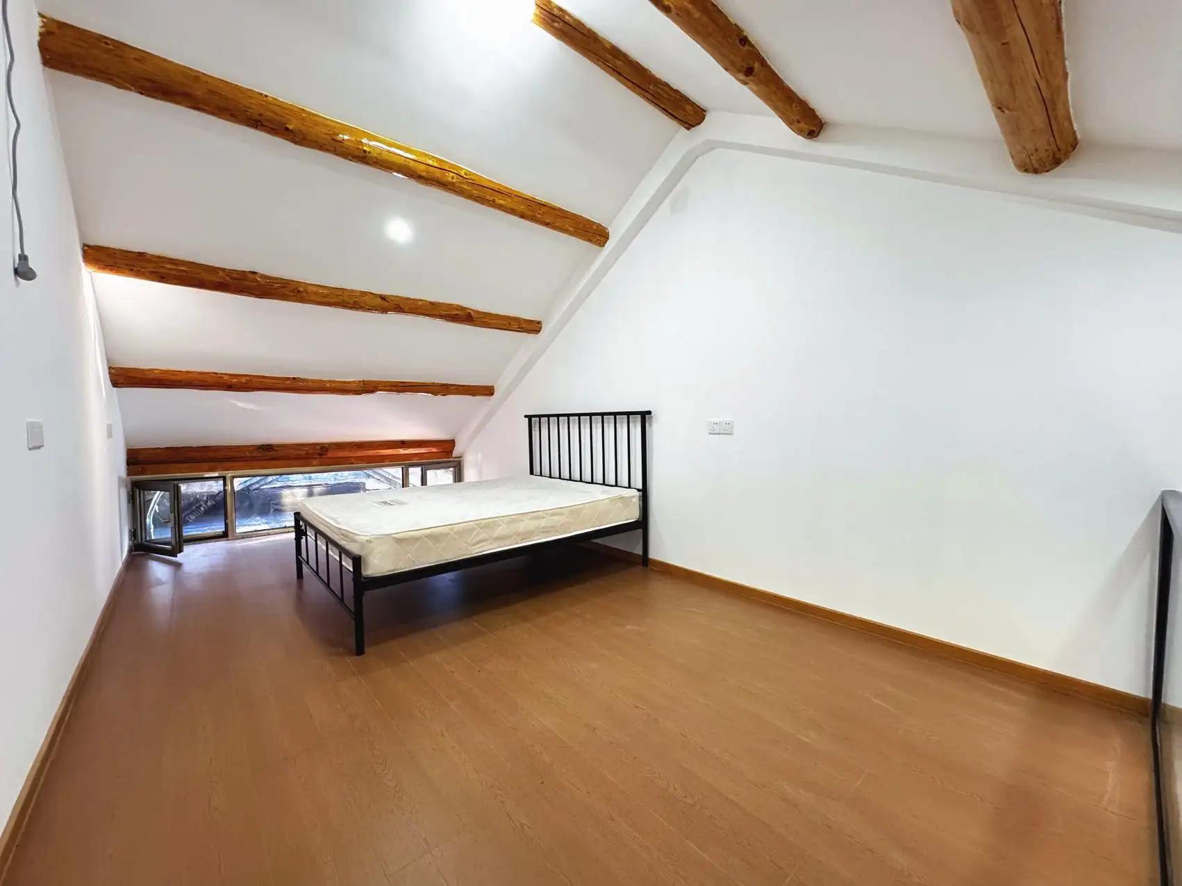 Beixinqiao, Xintai Warehouse Alley,  loft, Fully-Furnished