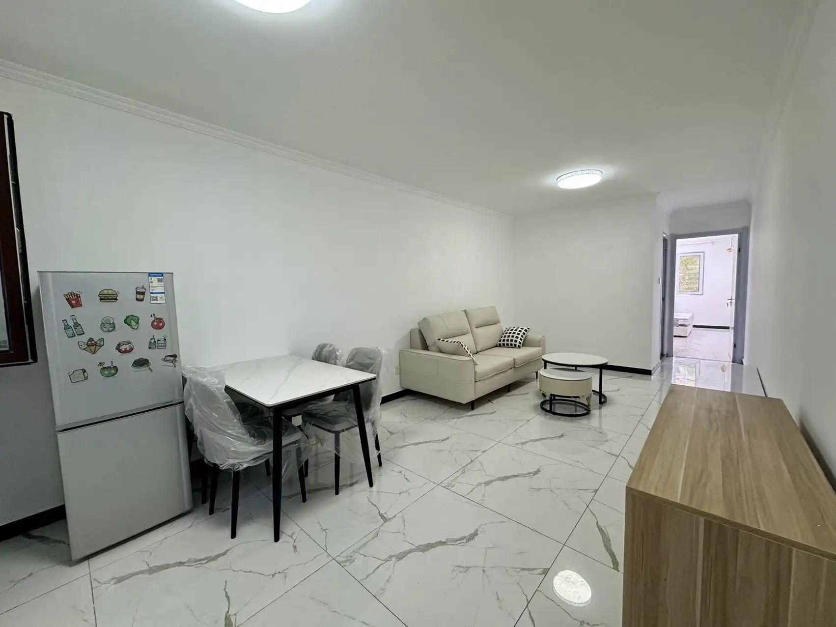 Dongba, Heyue Garden, 1bd, Marble Floor