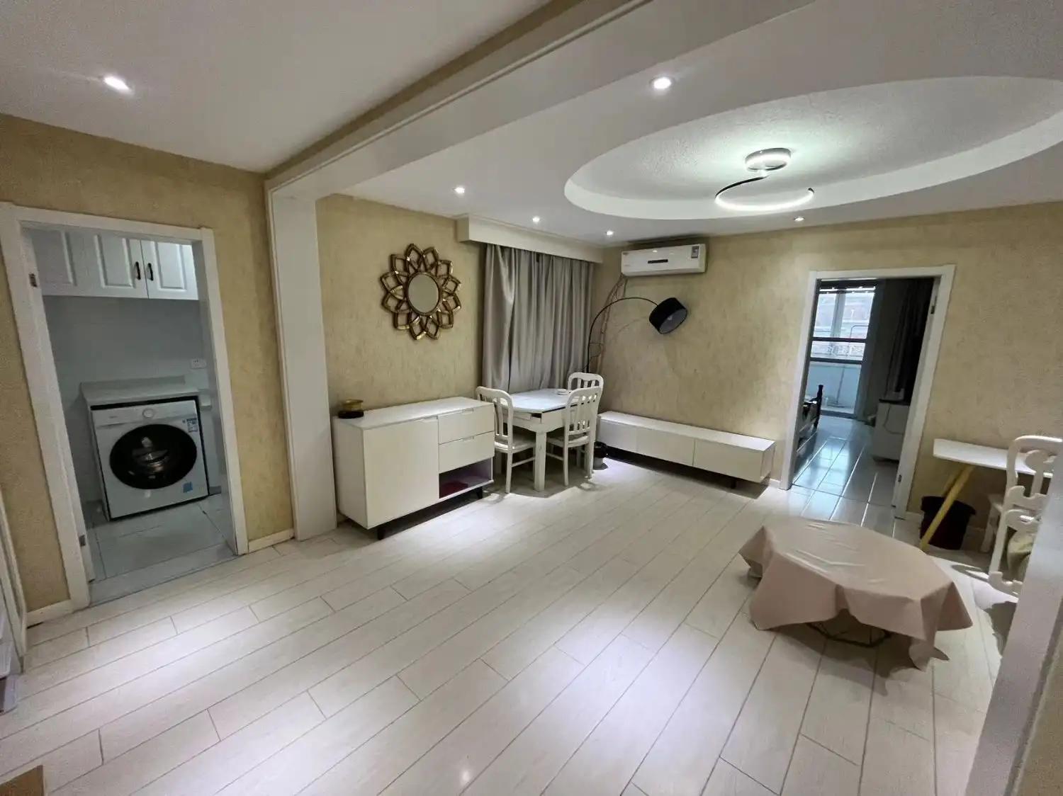 Xujiahui, Jinxuan Apartment, 1bd, Well-decorated