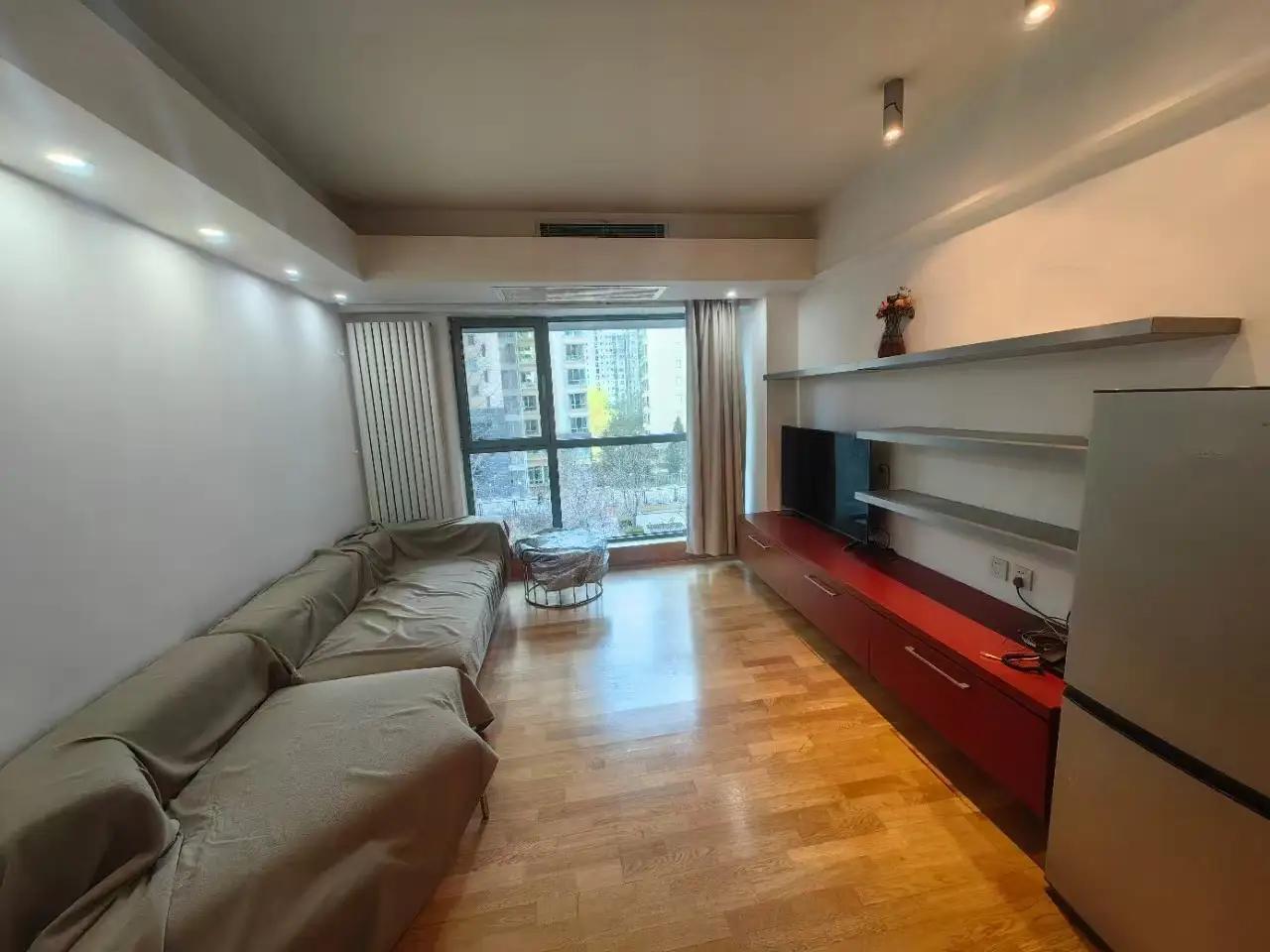 Dongzhimen, 1bd, Fully-Furnished