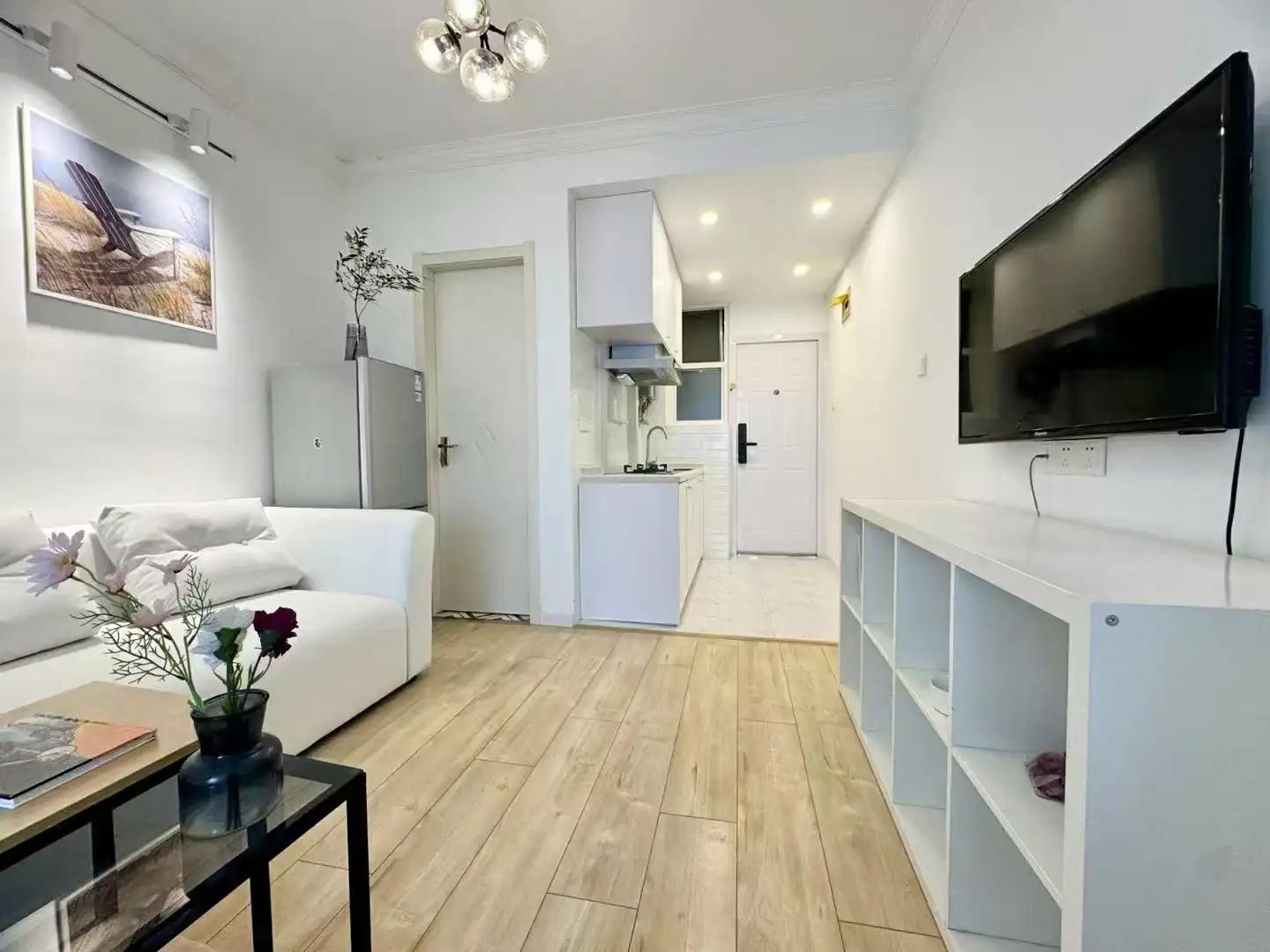 Yan'an West Road, 1bd, Well-decorated