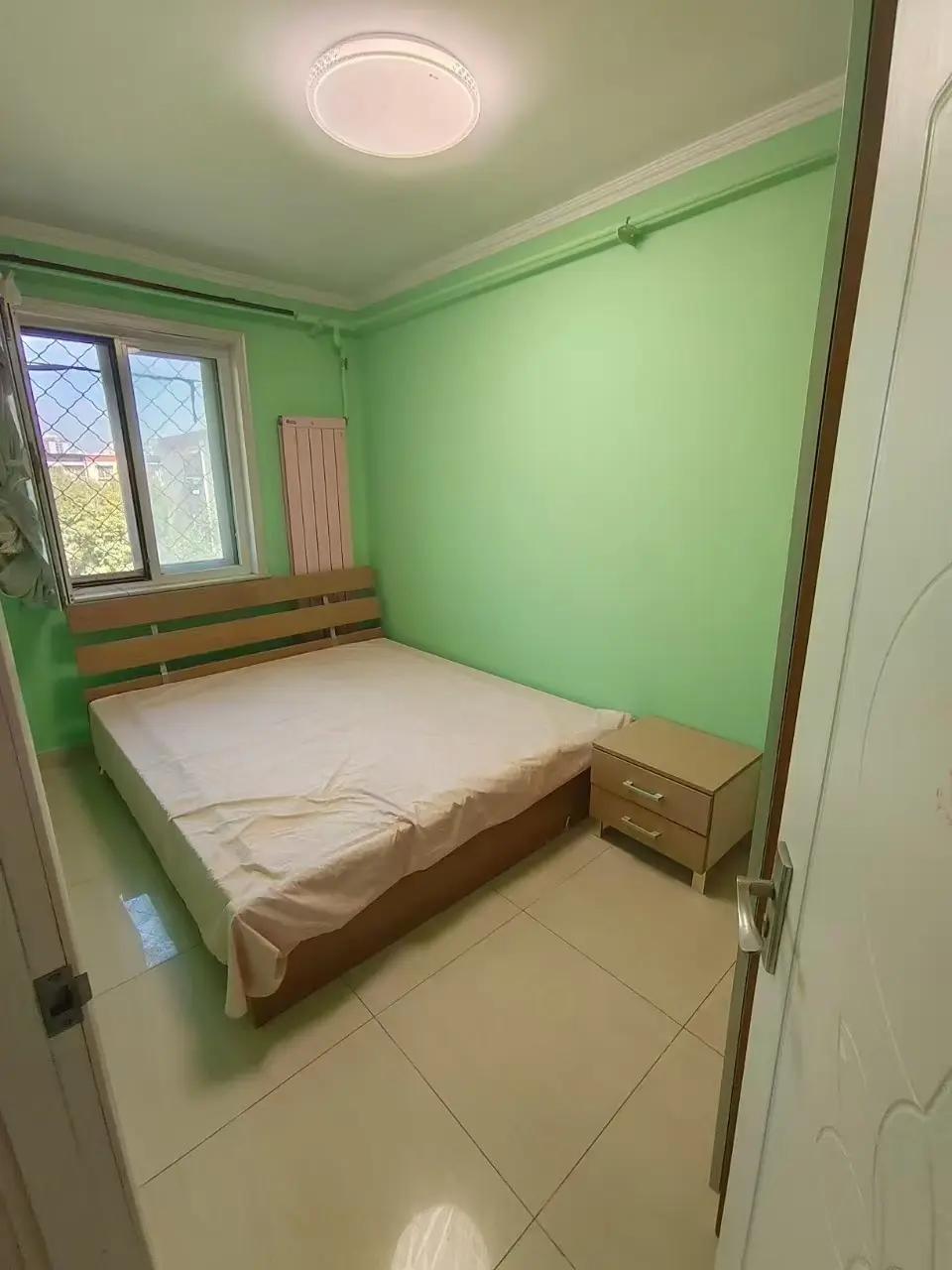 Wangjing, Huajiadi Nanli, Second Bedroom, Well-decorated