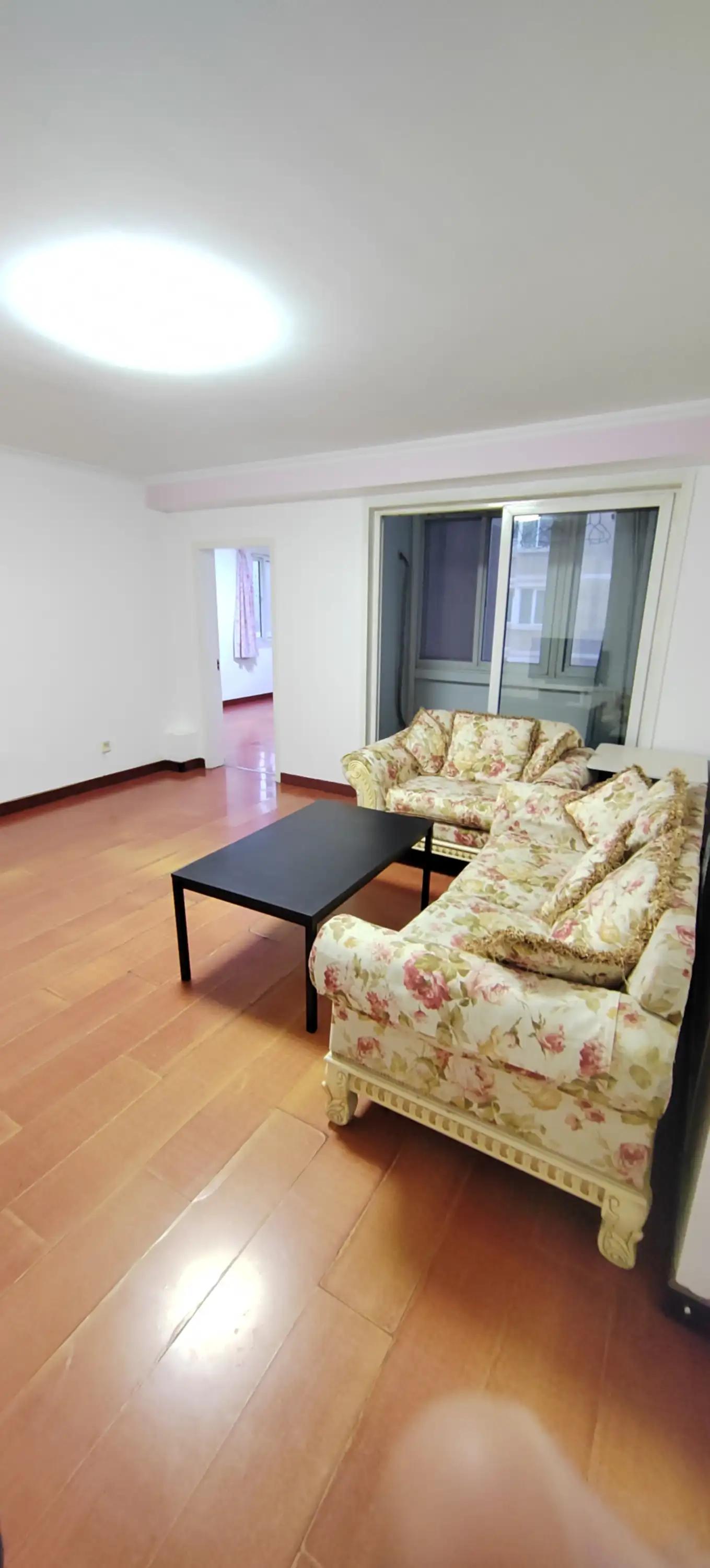 Wangjing, Xiyuan District 3, 1bd, Well-decorated