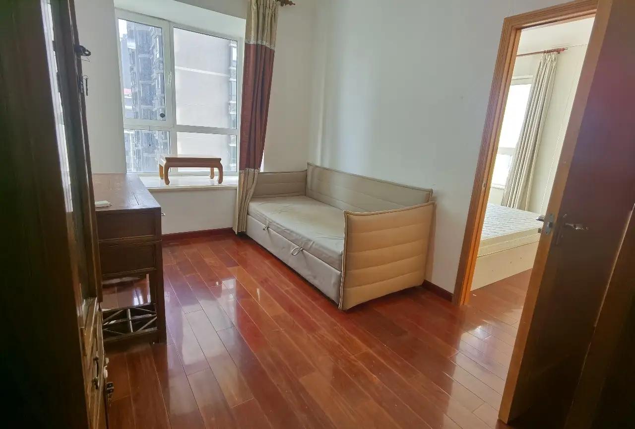 Dongzhimen, Wangguocheng, 2bds, Renovated