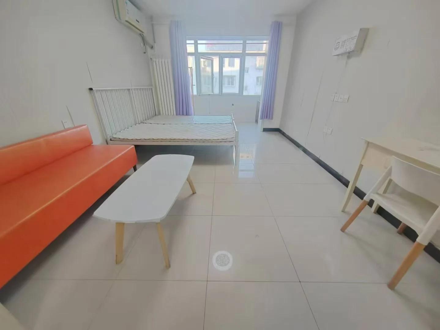 Futong Station, Wanghua East Lane, 1bd, Well-decorated