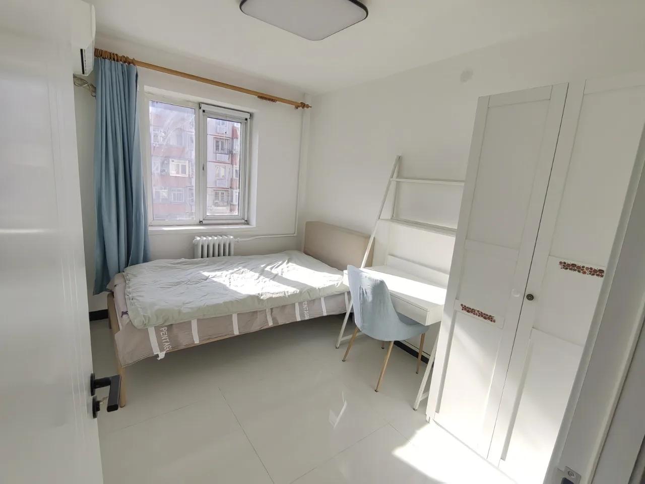 Wudaokou, Wudaokou Jiayuan, 1bd, Good Lighting
