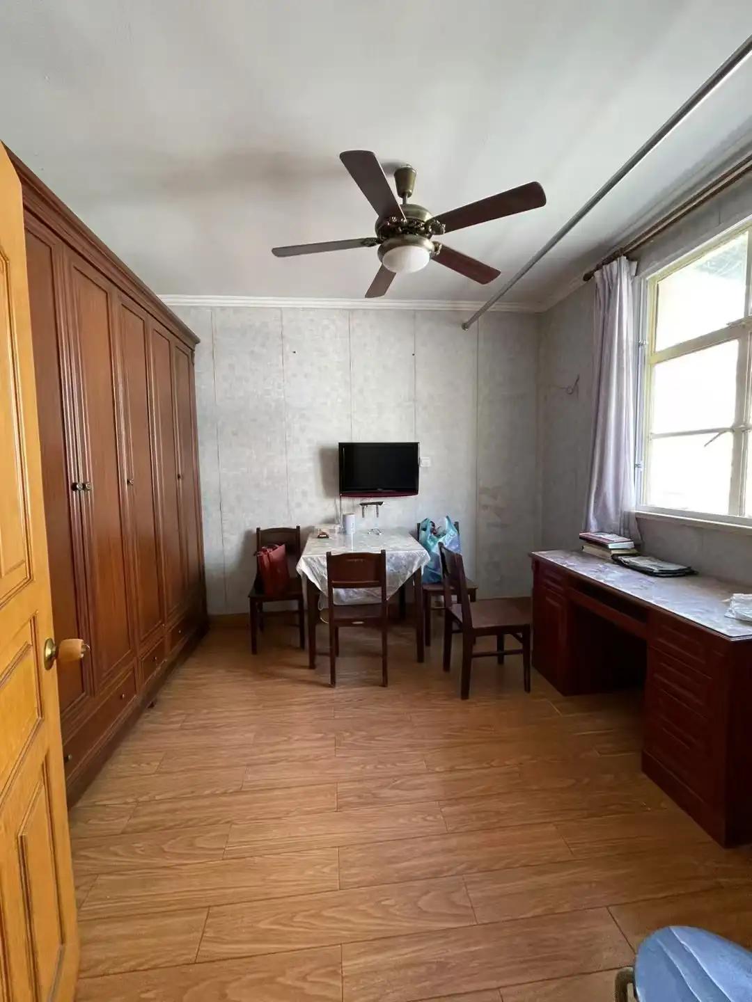 Yan'an West Road, Baihua Village, 2bds, Fully-Furnished