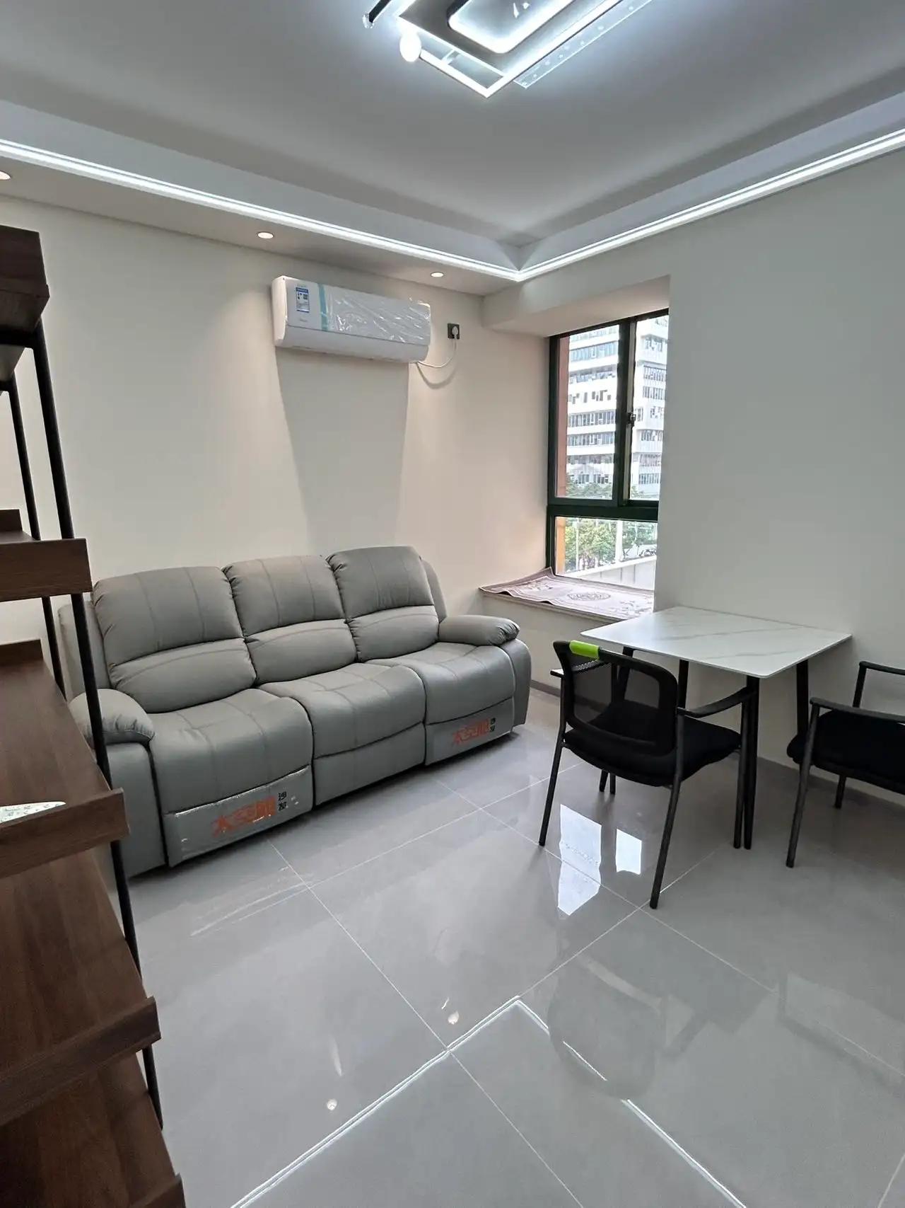 Weininglu, Tianshan Star City, 2bds, Available for Move-in Anytime