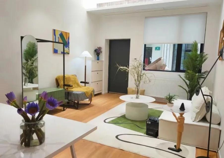 South Shaanxi Road, Lane 100 South Xiangyang Road, 1bd