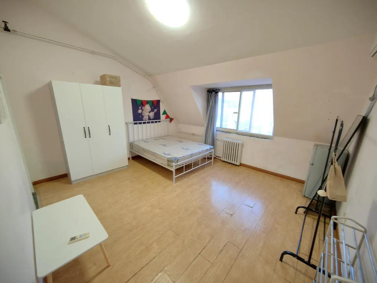 Wangjing, Nanhu Zhongyuan, Share house