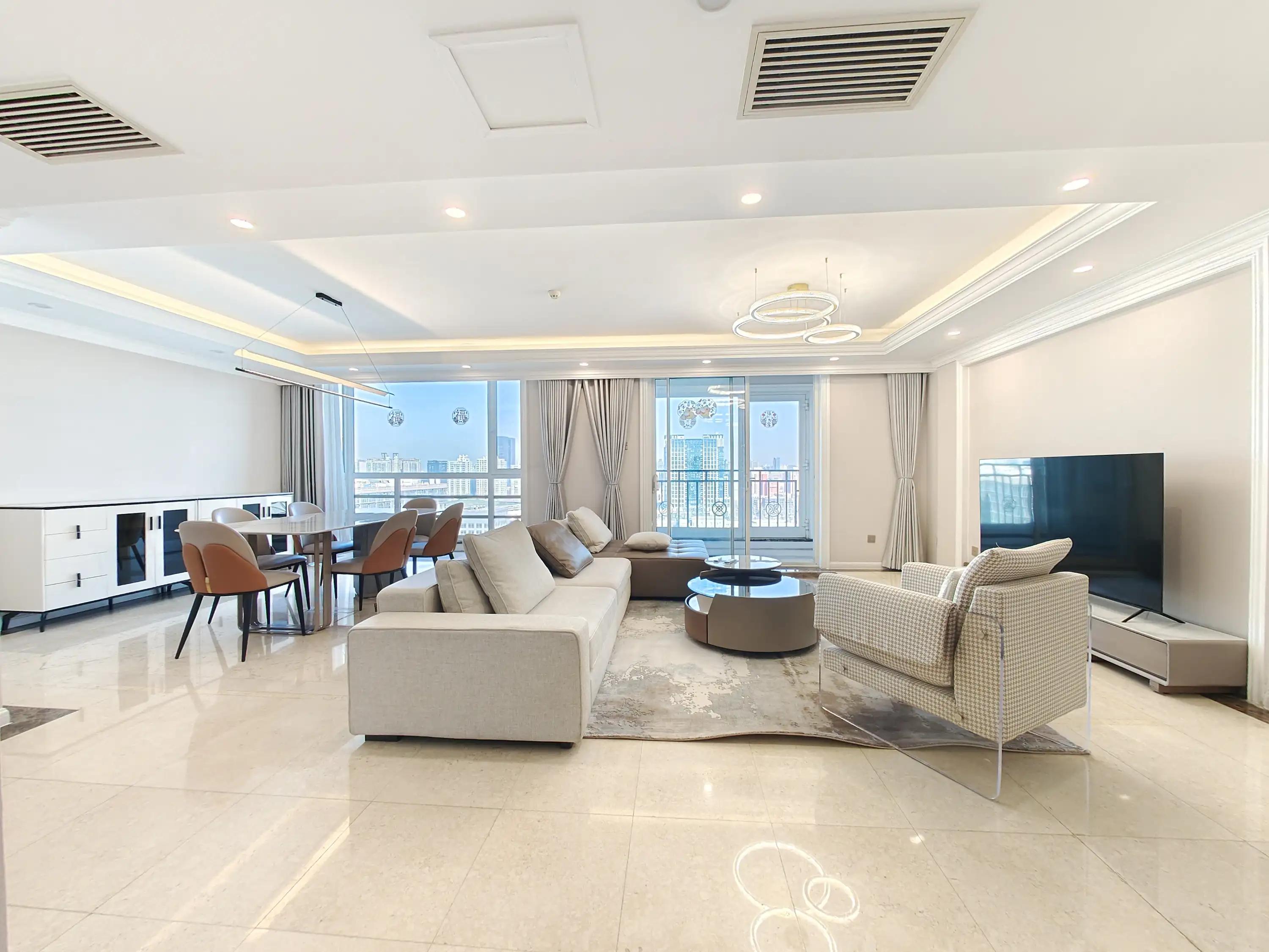 Chaoyangmen, Guangcai International Apartment, 3bds
