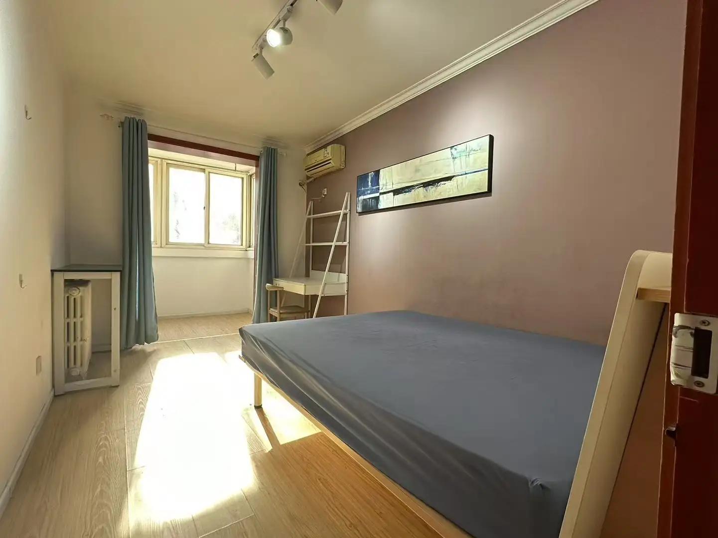 Shuangjing, Baihuan Jiayuan, Share house
