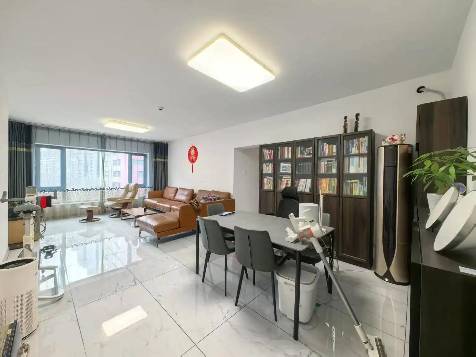 Hongmiao, Sunshine 100 International Apartment, 3bds