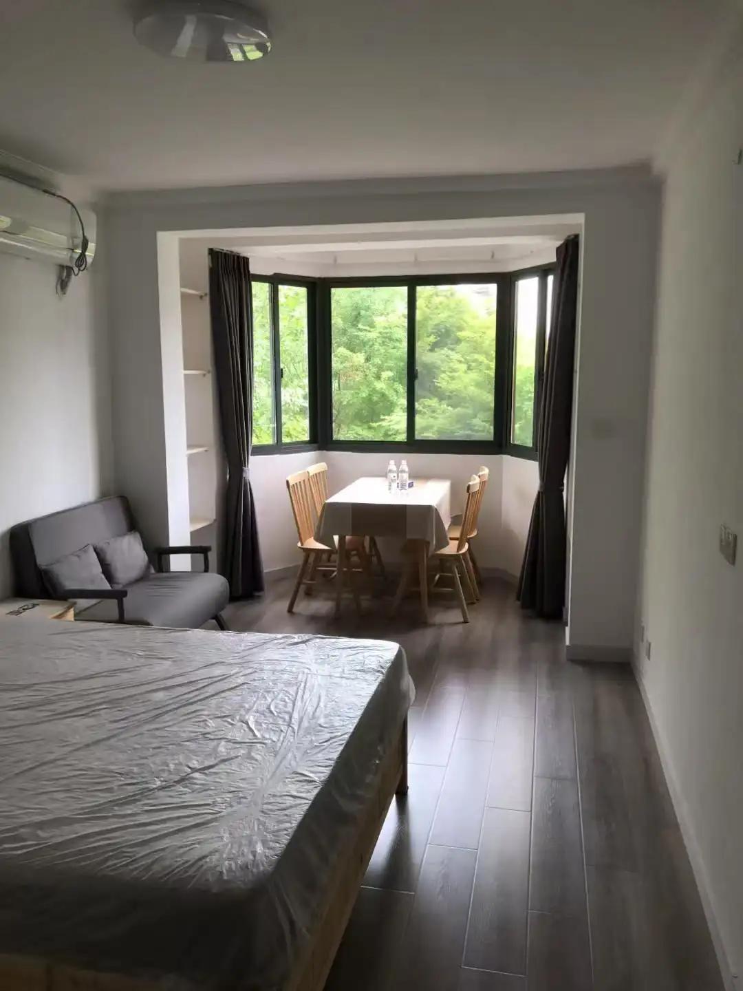 Zhongshan West Road, Kening Apartment, 1bd