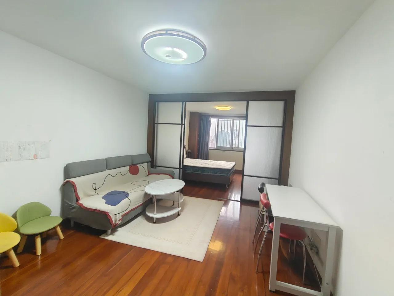 Zhongshan Park, Nantian Building, 1bd