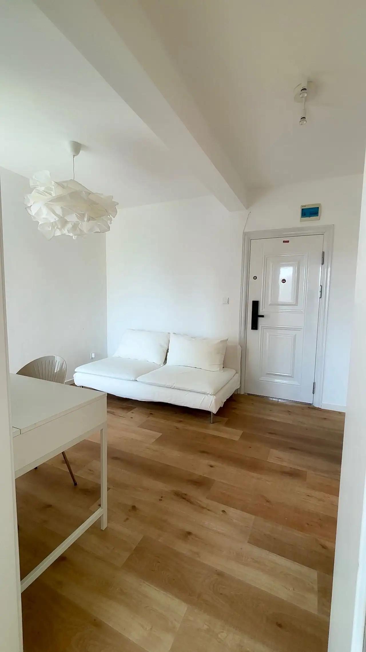 Hengshan Road, Huaqiang Apartment, 1bd