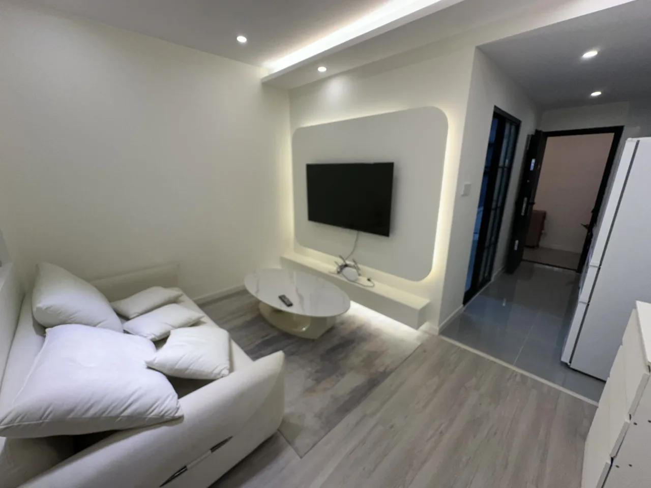 Hanzhong Road, Lane 333 Shimen 2nd Road, 1bd