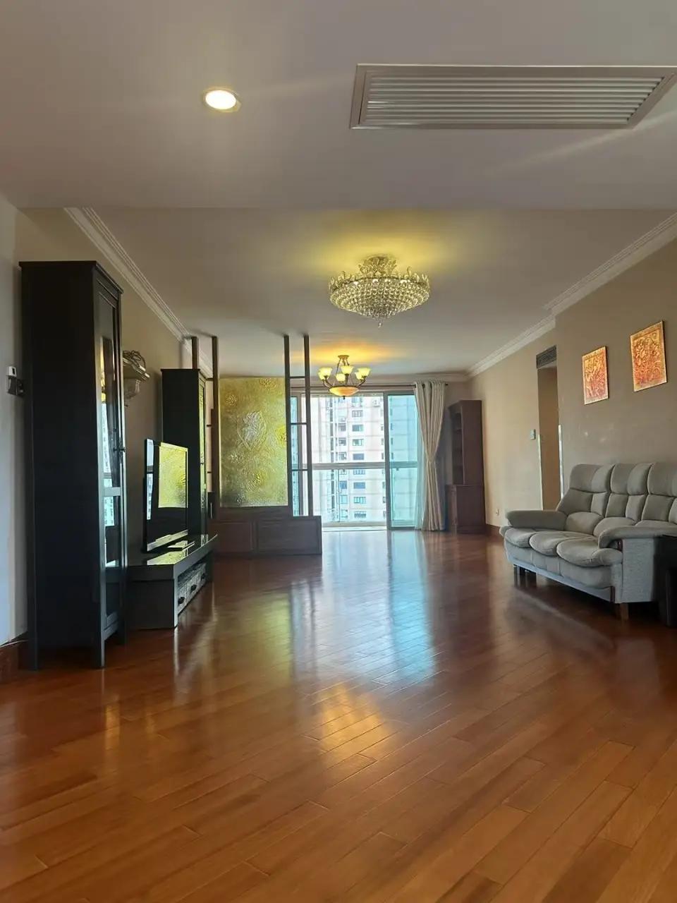 Jiashan Road, Taiyuan Mansion, 3bds
