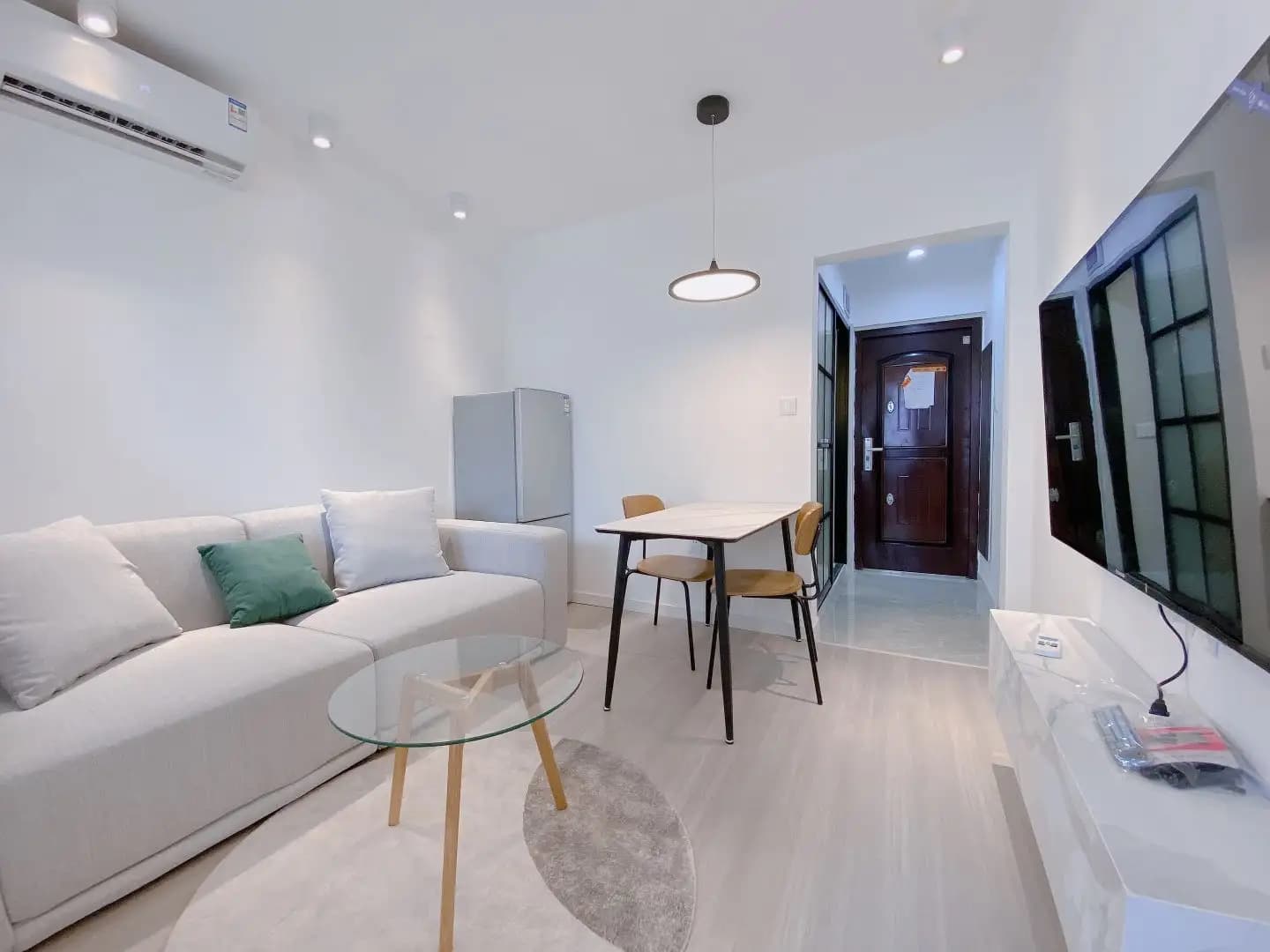 Yan'an West Road, Youlian Building, 1bd