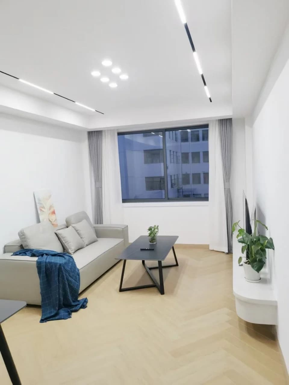 Jiangsu Road, Shihua Residential Area, 2bds