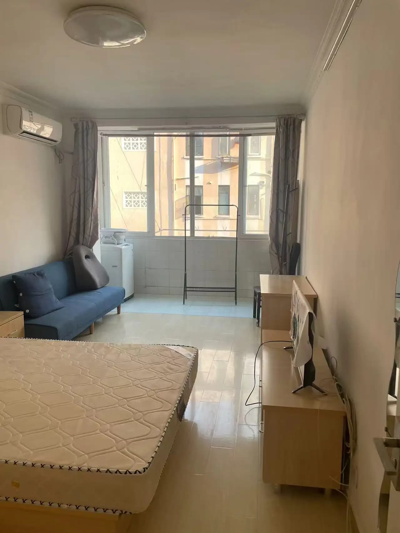 Jiangsu Road, Xinzhong Community, 1bd