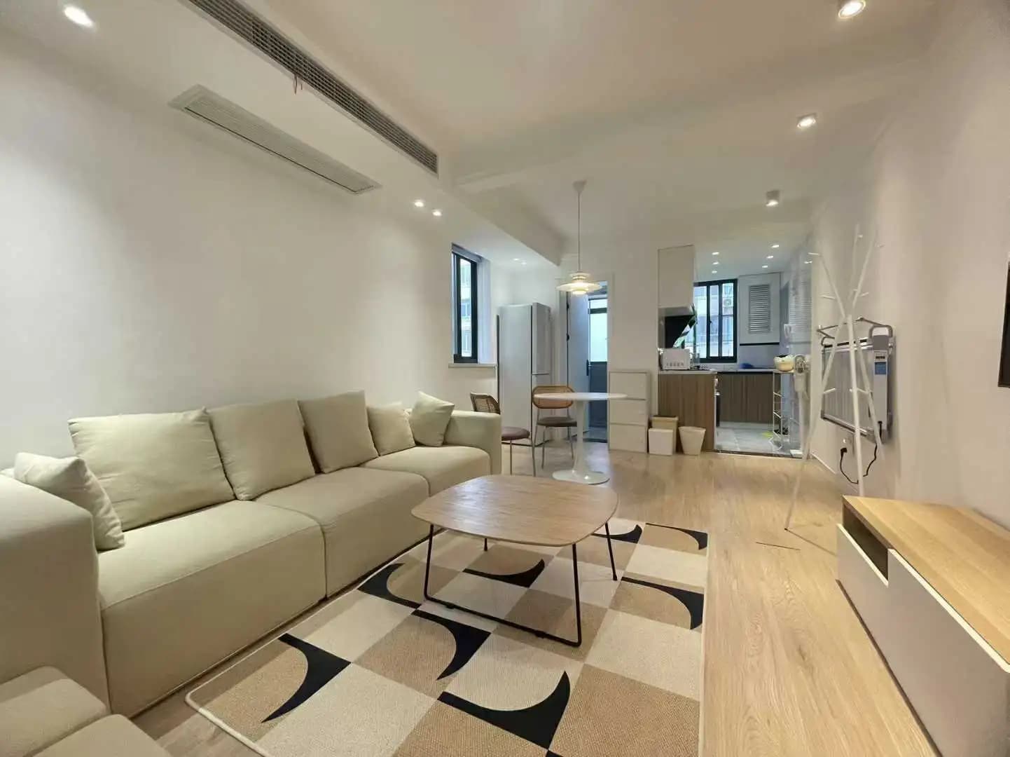 Zhongshan Park, 1bd