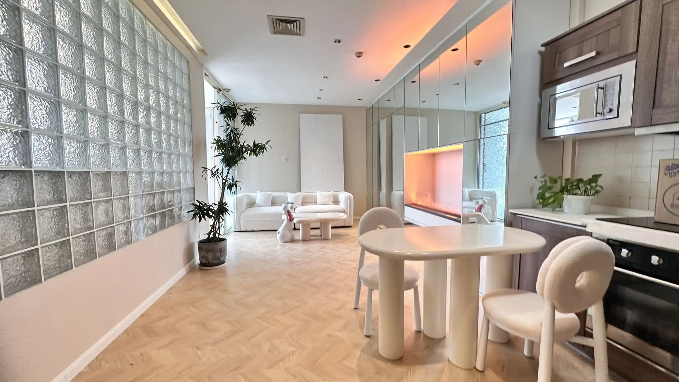 Sanyuanqiao, Xiaoyunli No.8, 1bd