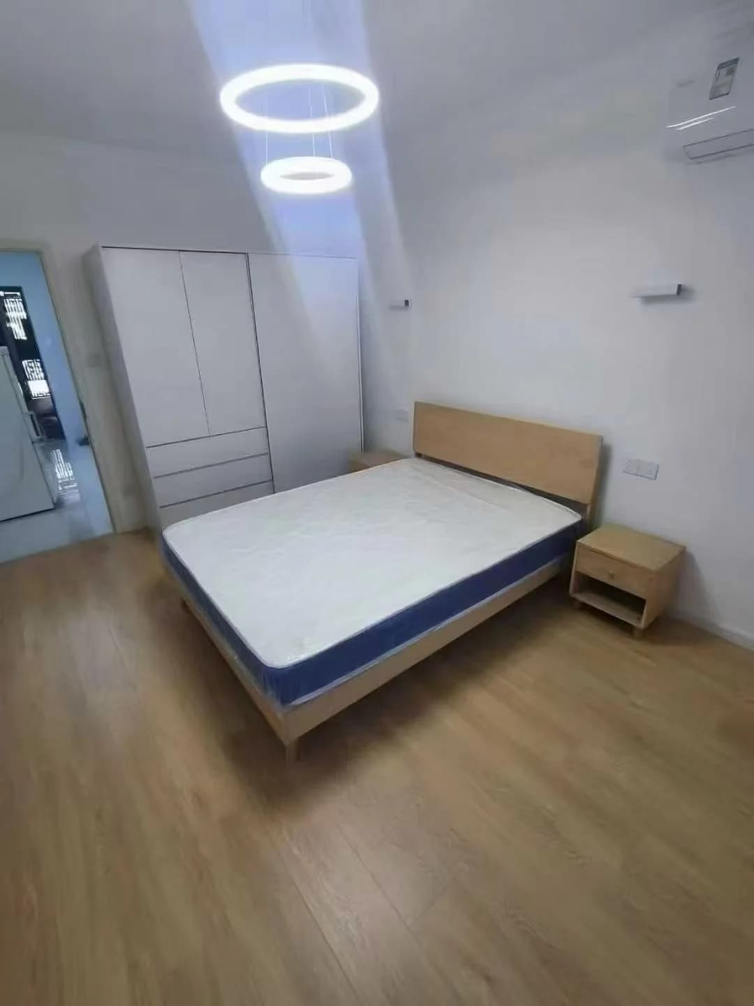 Loushanguan Road, Youyi Community, 1bd