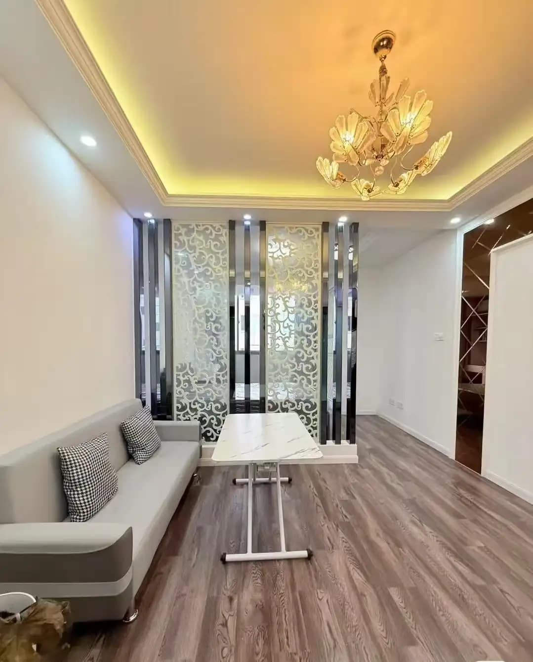 Zhongshan Park, Sanjing Nan Zhai, 1bd