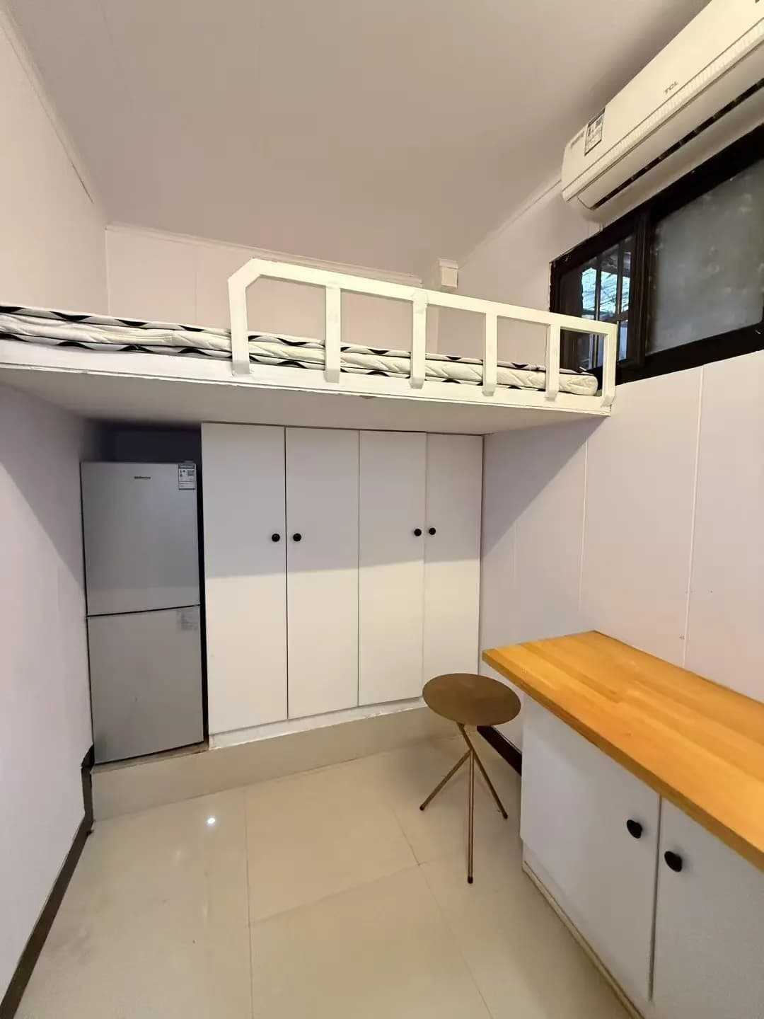 South Shaanxi Road, Lane 122 Jinxian Road, 1bd