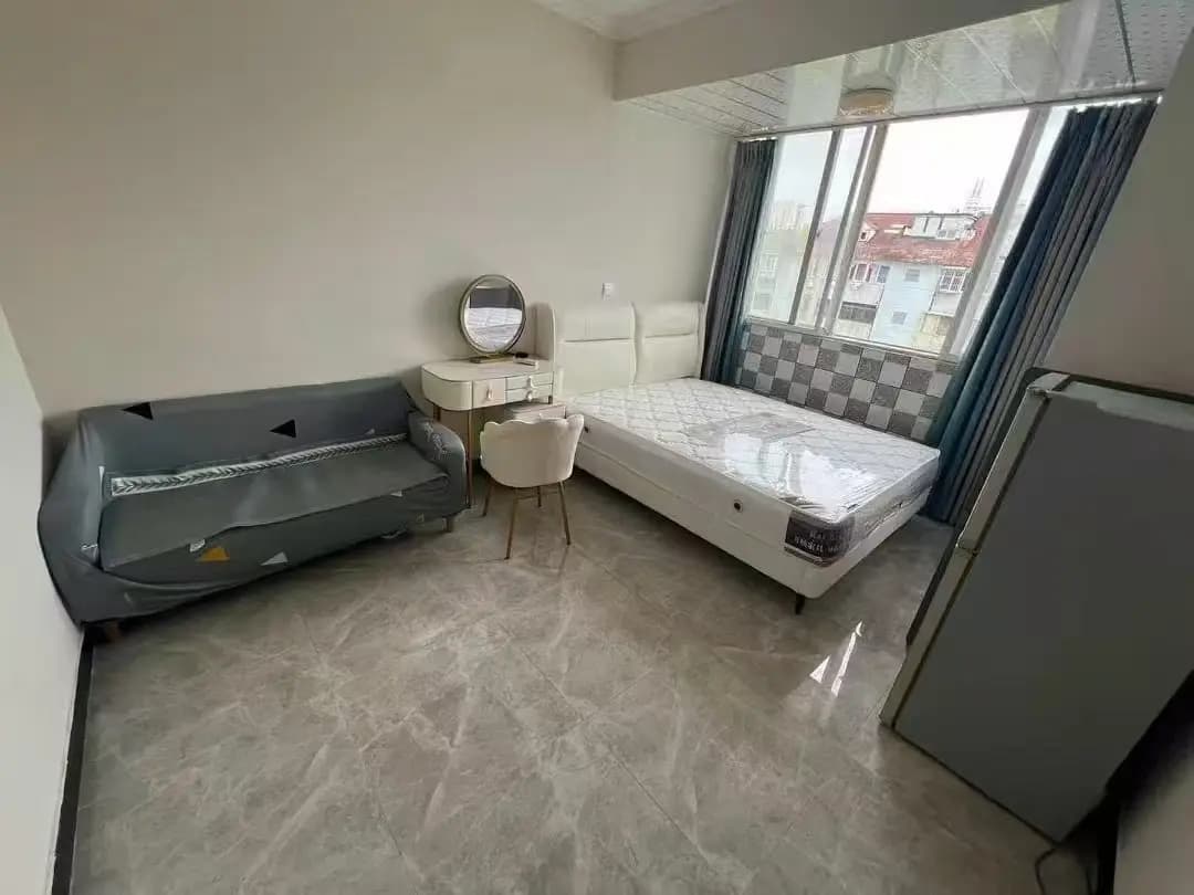 Hechuan Road, Shanghong Xincun, 1bd