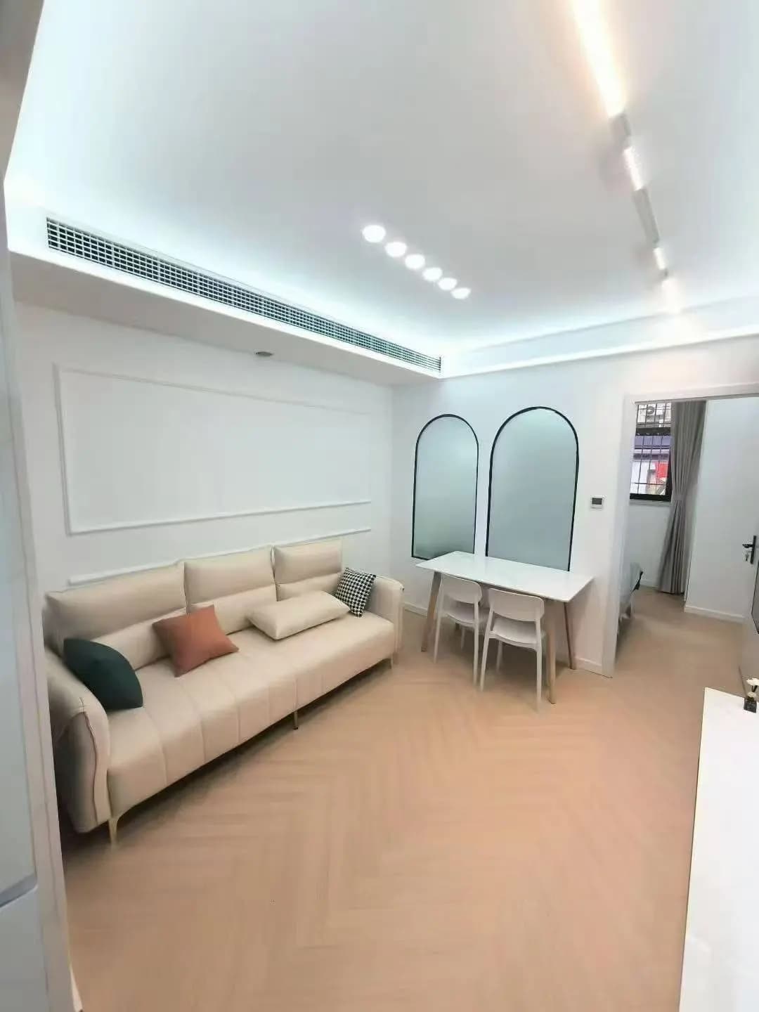 Loushanguan Road, Tianshan 2nd Village, 1bd