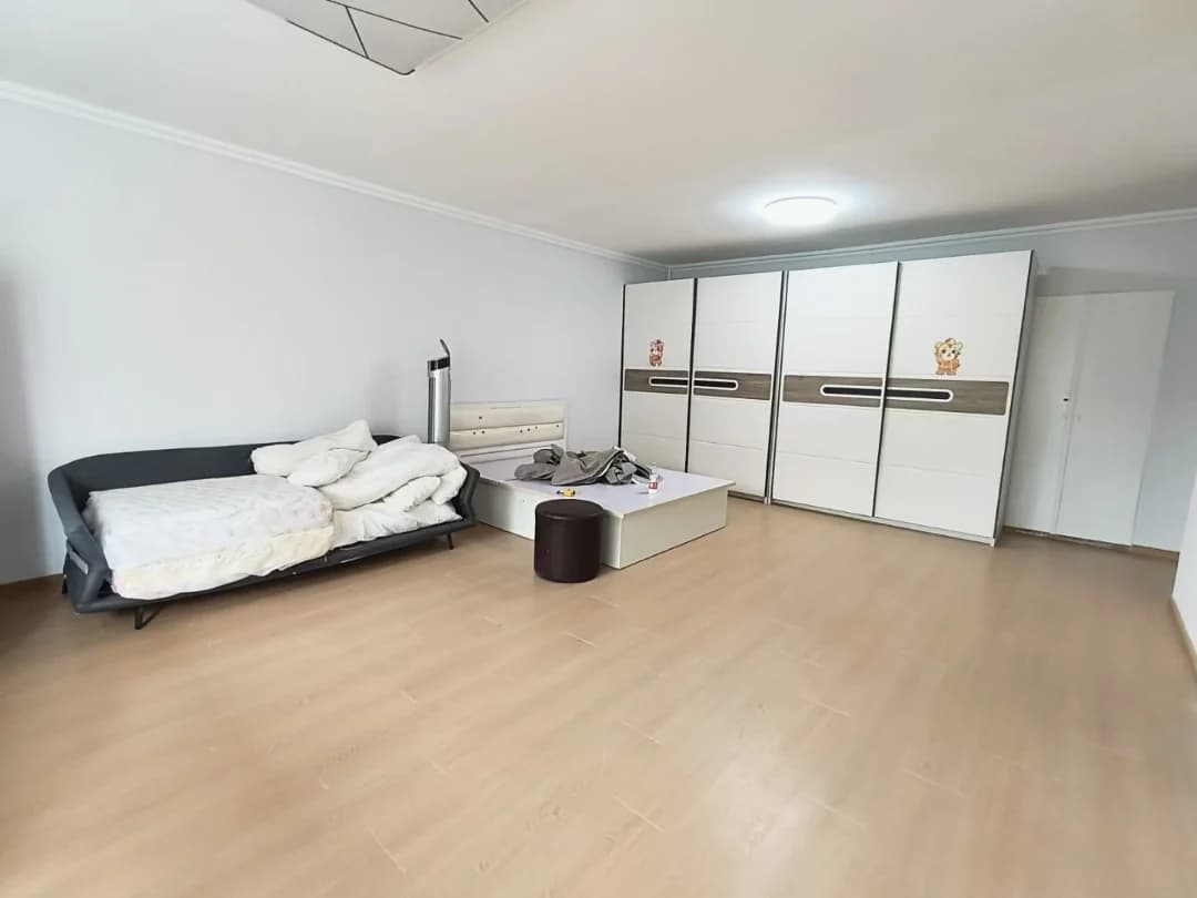 Hongmiao Station, Hongmiao Xili, 1bd