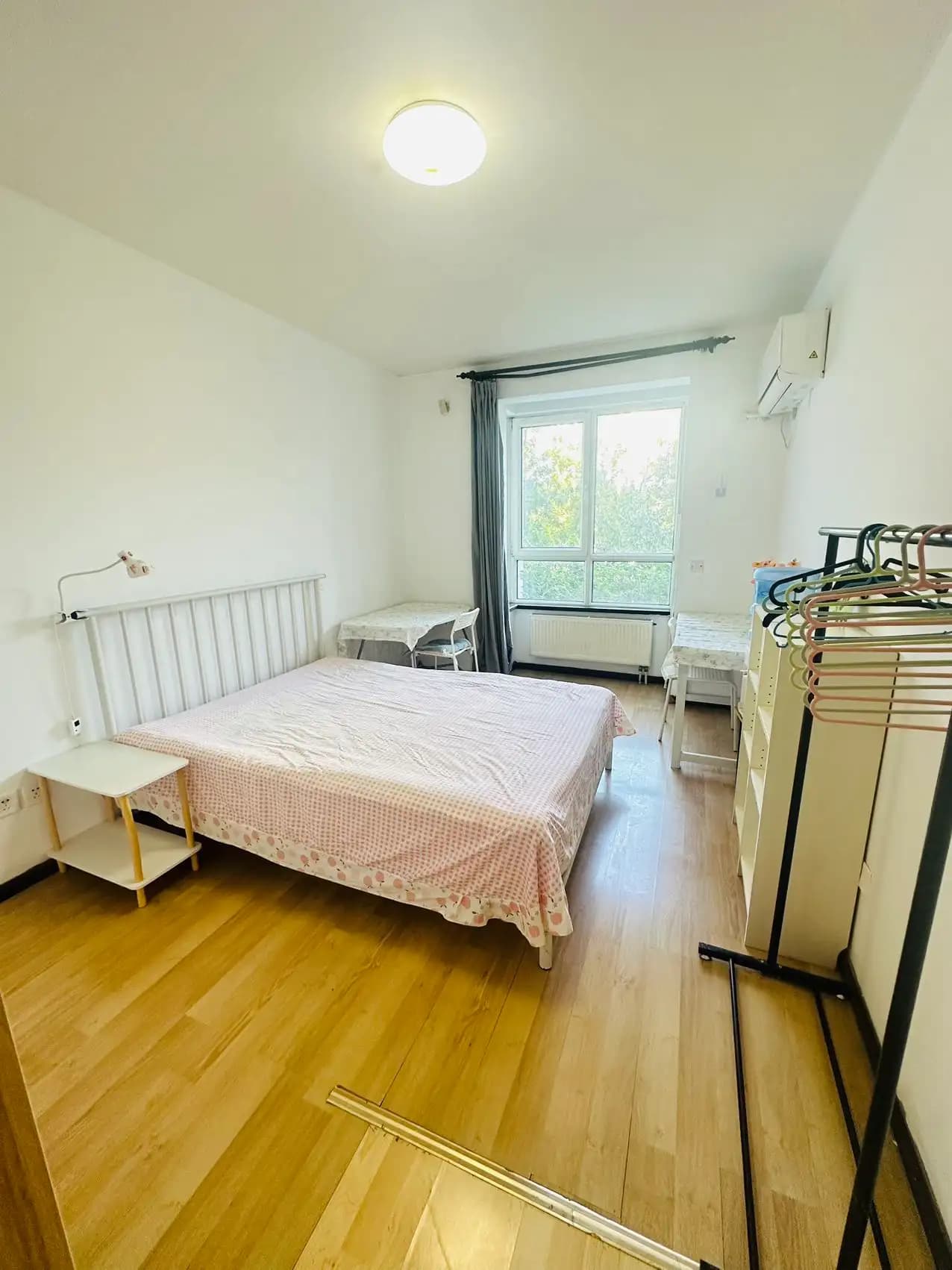 Xuezhiyuan, Yicheng East Garden, Share house