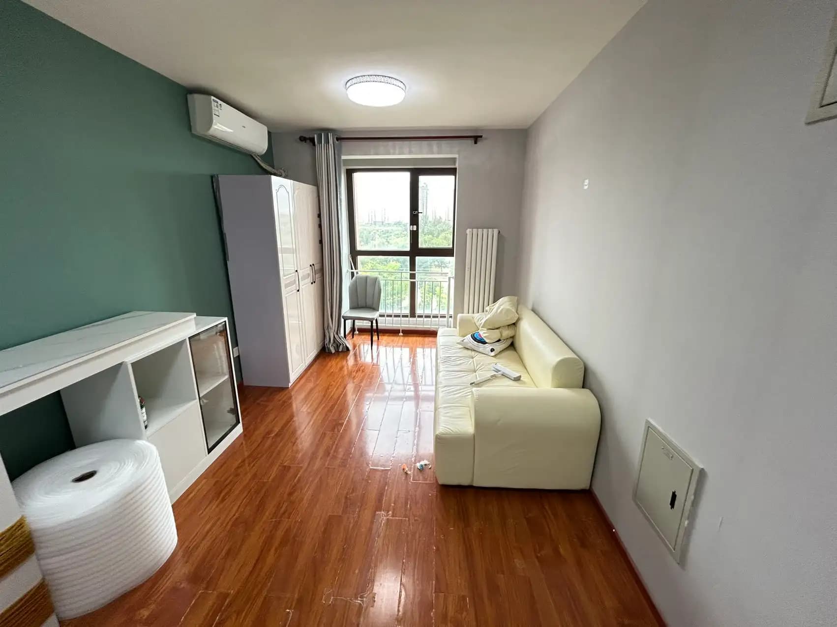 Dongba, Jiang Fu Jin Yuan, 1bd