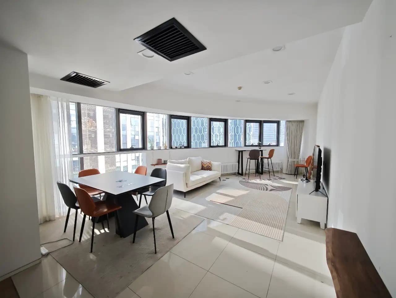 Dawanglu, SOHO Xiandai Cheng, 2bds