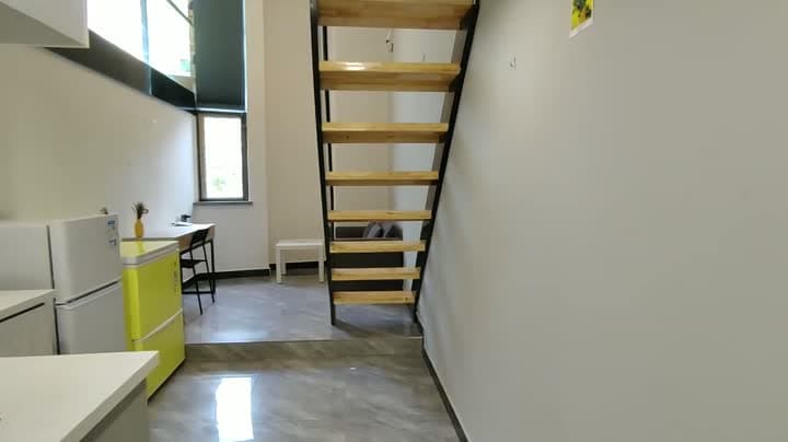 Linyi Xincun Station, Nihao Apartment, 1bd