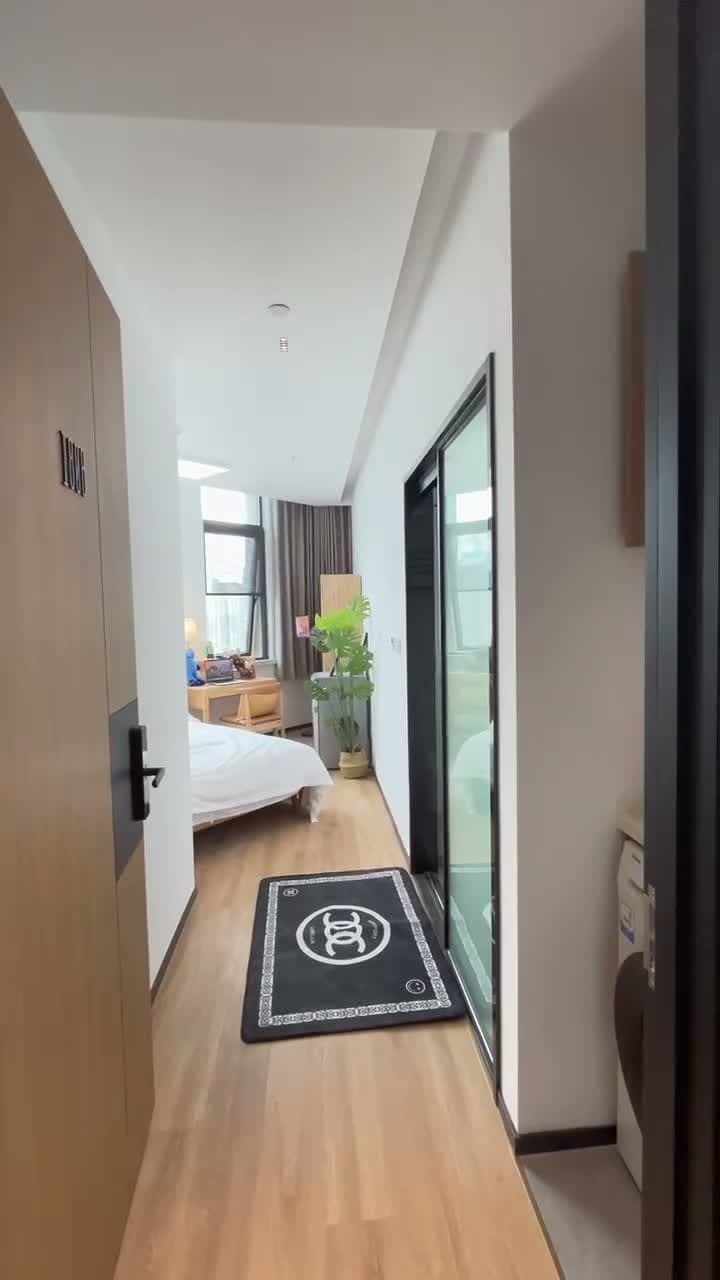 Xincun Road Station, Rong Apartment (Jiaoji Road Branch), 1bd