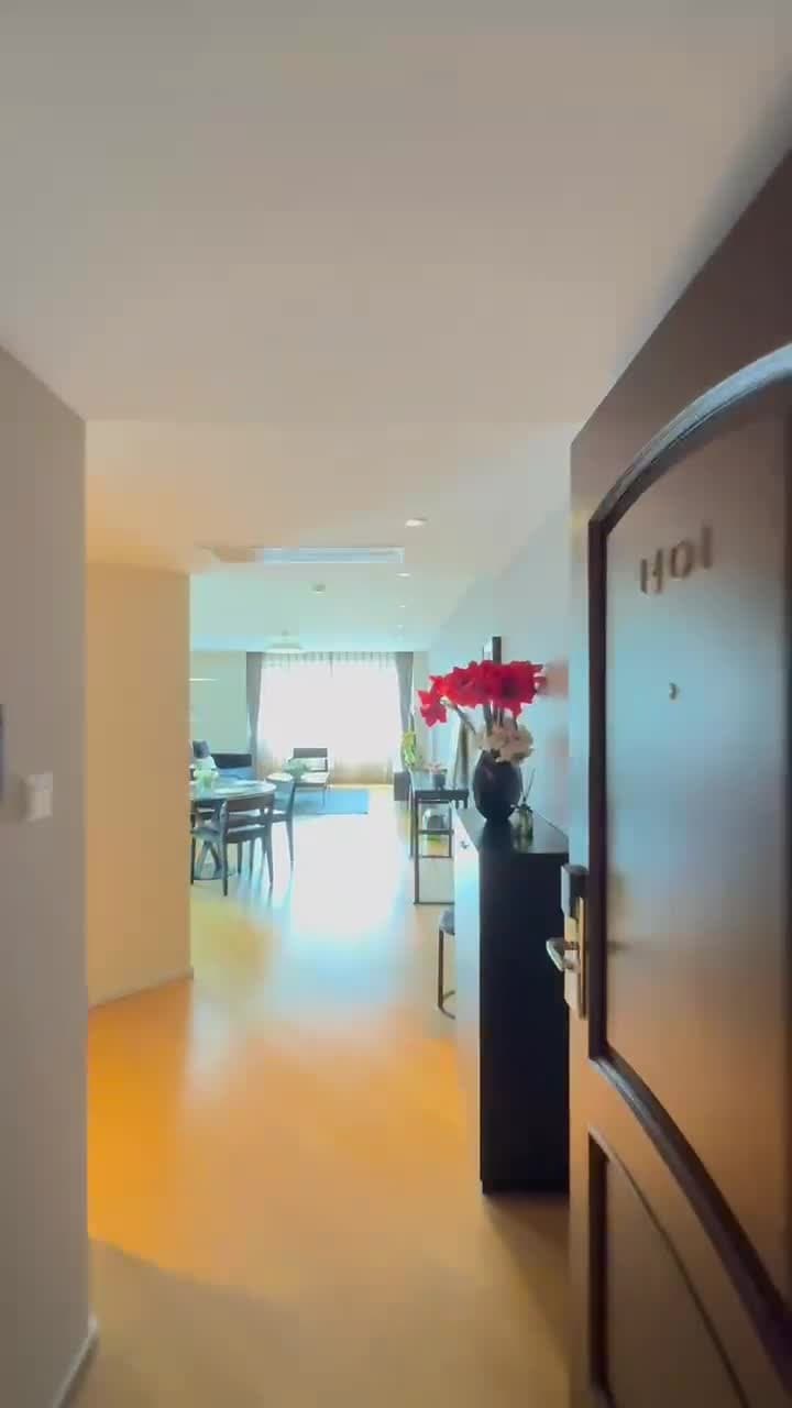 Dongsi 10th Street Station, Donghuan Plaza International Apartment, 3bds