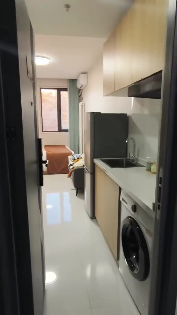 大郊亭駅, 港寓・大郊亭店, 1居室